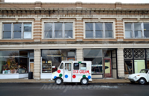 ICE CREAM #1 (National Road Brazil IN)