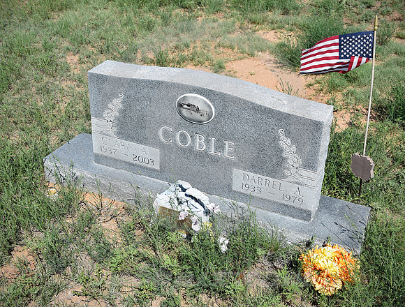 COBLE HEADSTONE-DIAGONAL (nr Felt OK)