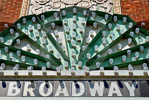 BROADWAY (Lincoln Highway Aurora IL)