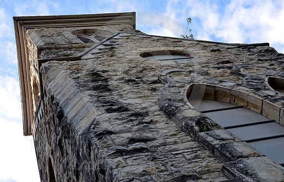 KING CHAPEL TREE (Lincoln Highway Mt Vernon IA)
