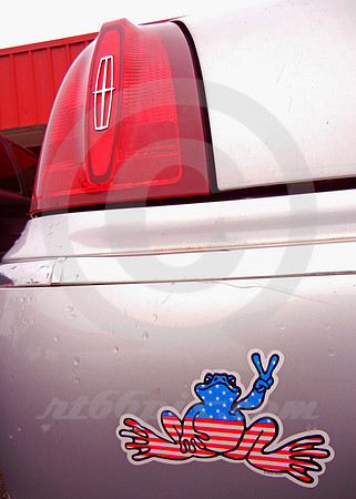 PEACE FROG ON A LINCOLN (East TX)