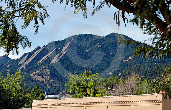 COLORADO ARCHITECTURE #92 (Boulder CO)