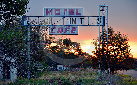 SUNRISE & SIGN (Rt 66 Glenrio TX/NM)