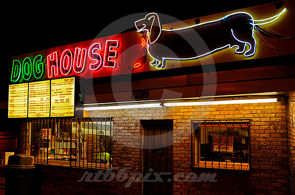 DOG HOUSE (Rt 66 Albuquerque NM)