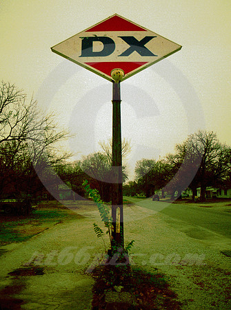 LAST DX GAS SIGN (Rt 66 Baxter Springs KS)