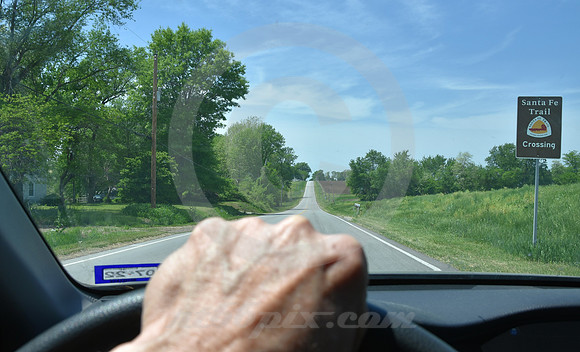 MIDWEST MUNDANE (nr Sibley MO)
