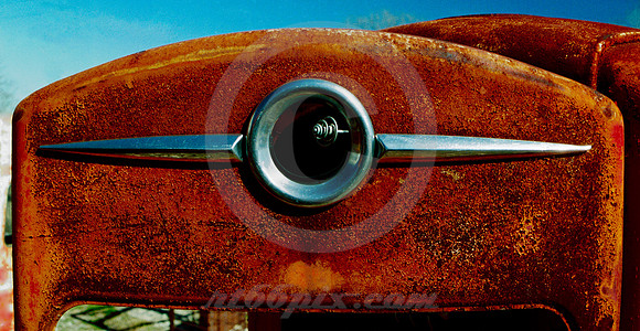 GAS PUMP TOP (@'50) (Central TX)