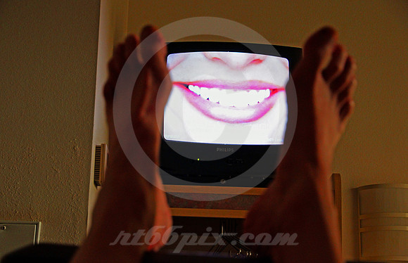 TOE VISION #13 (Budget Motel)