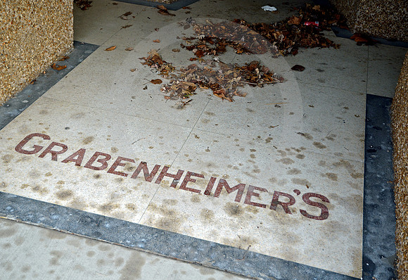 GRABENHEIMER'S (National Road Marshall IL)