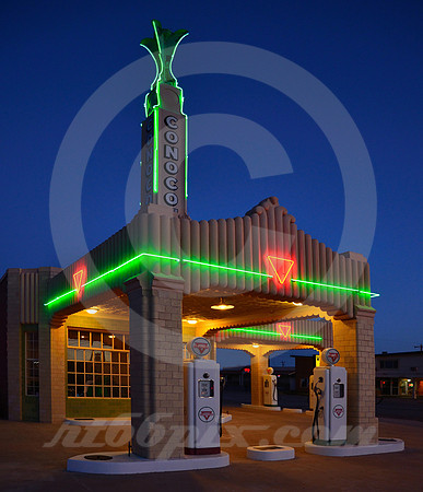 TOWER CONOCO (Rt 66 Shamrock TX)