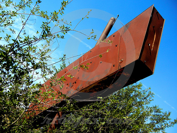 RUSTED NEON SIGN (Rt 66 nr Santa Rosa NM)