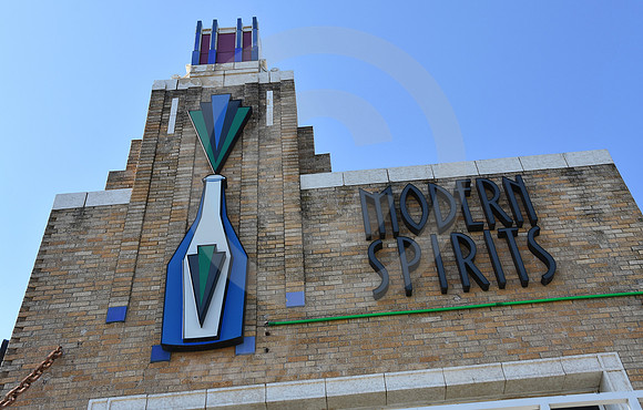 PUBLIC MARKET MODERN SIGN (Rt 66 Tulsa OK)