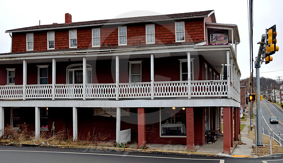 NATIONAL HOTEL (National Road Beallsville PA)
