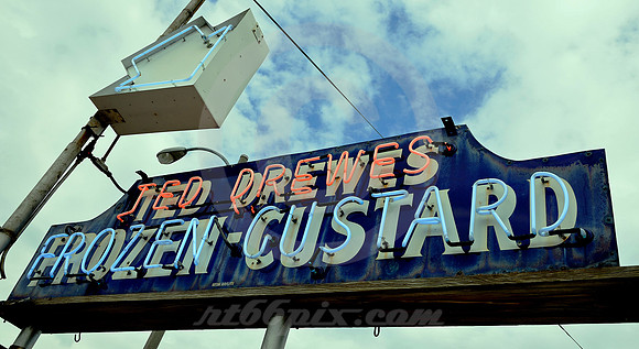 TED DREWES NEON-DAYTIME (Rt 66 St. Louis MO)