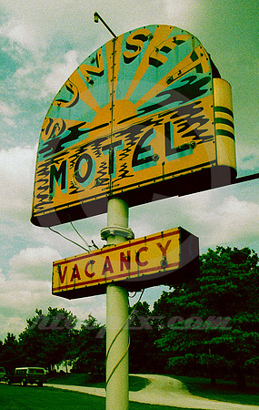 SUNSET MOTEL SIGN  (Rt 66 Villa Ridge MO)