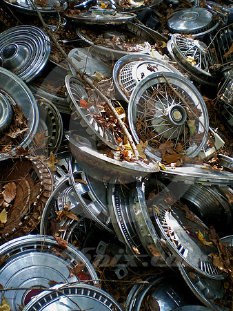 HUBCAPS, LEAVES, PINE NEEDLES (Lufkin TX)