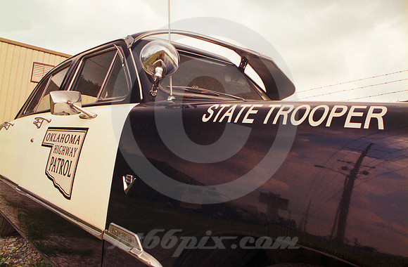 STATE TROOPER ('51 Ford) (Rt 66 Vinita OK)