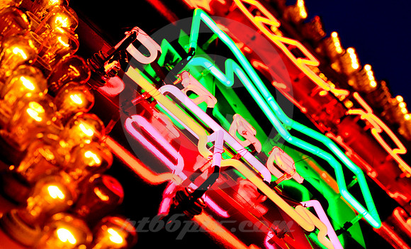 BULBS & M (Rt 66 Lebanon MO)