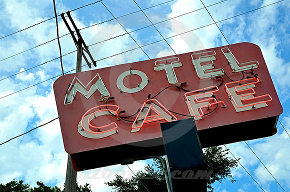 WIRED FOR NEON (Lincoln Highway Colo IA)