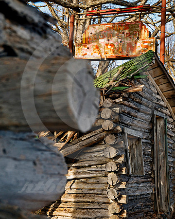 JOHN'S MODERN CABINS #5 (Rt 66 nr Arlington MO)