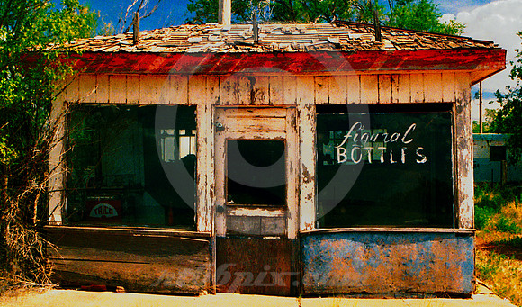 FIGURAL BOTTLES (Rt 66 Newkirk NM)