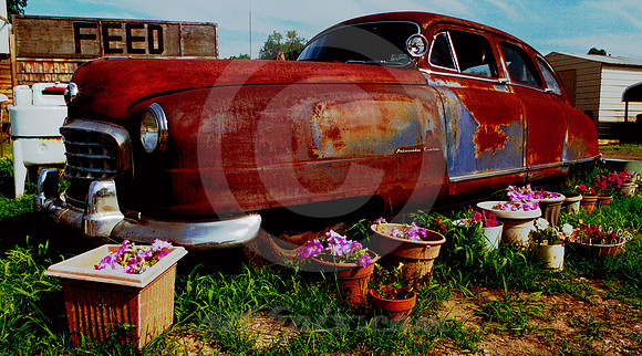 FEED ('49 NASH AIRFLYTE) (Rt 66 Kellyville OK)