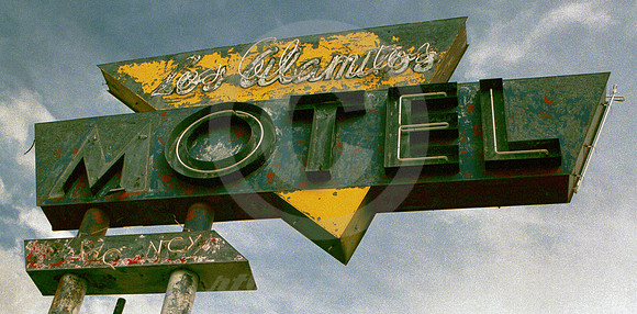 LOS ALAMITOS MOTEL SIGN (Rt 66 Grants NM)