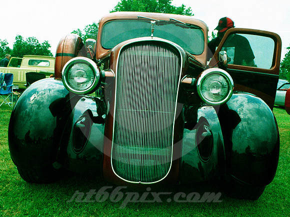 DODGE PANEL TRUCK ('37) (Rt 66 Vinita OK)