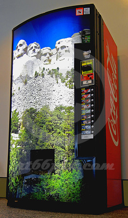 COKE MACHINE (Mt Rushmore SD)