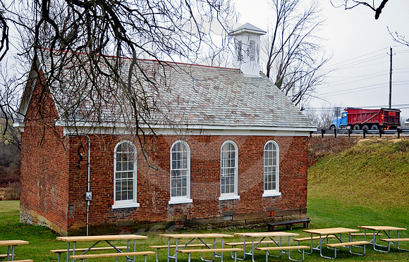 ROOF LEVEL (National Road nr St. Clairsville OH)