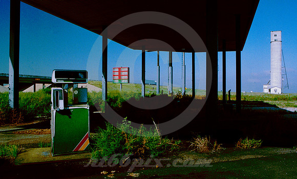 PUMP, CANOPY, GRAIN ELEVATOR (Rt 66 Landergin TX)
