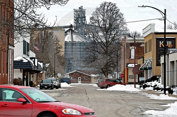 SKYLINE (National Road Altamont IL)
