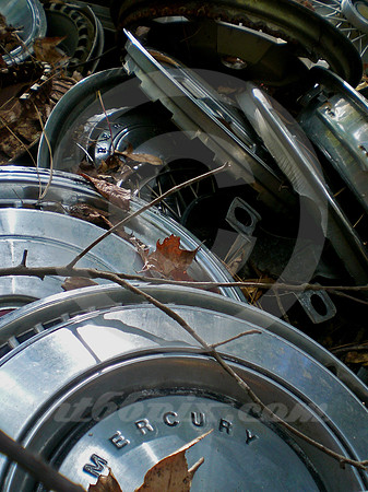 MERCURY & OTHER HUBCAPS (Lufkin TX)