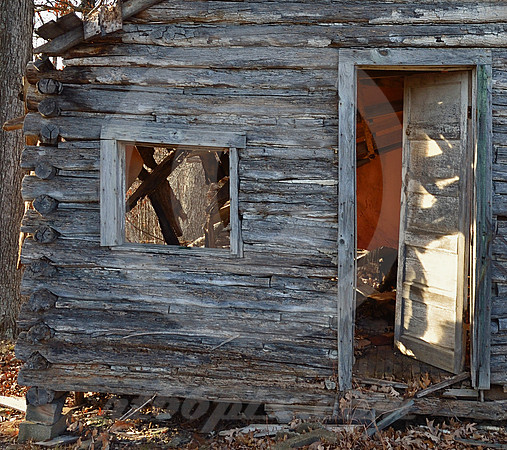 JOHN'S MODERN CABINS #16 (Rt 66 nr Arlington MO)